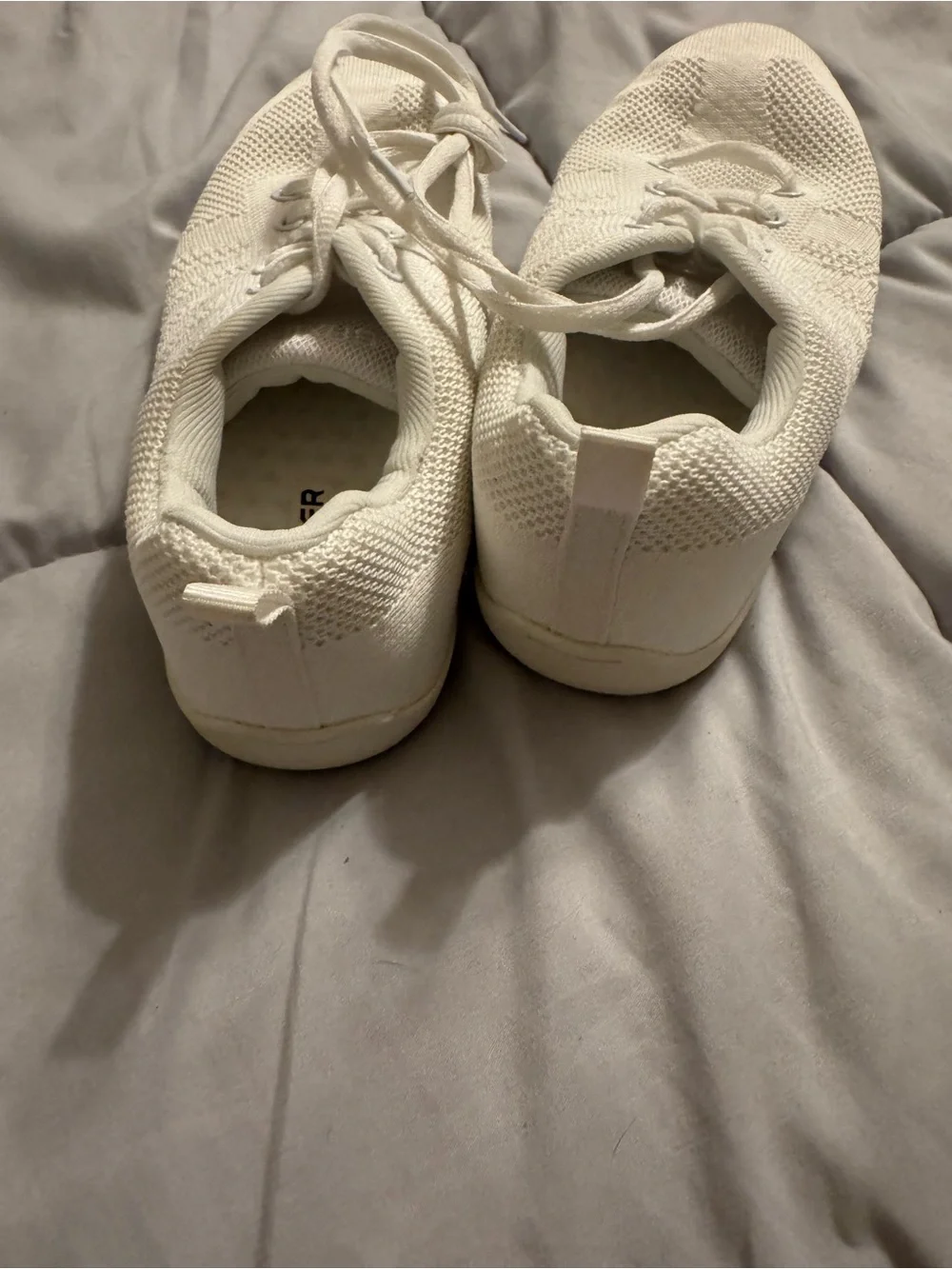White Knit Lace-Up Sneakers Baxinier size 37 women 6.5 Cheer Shoes